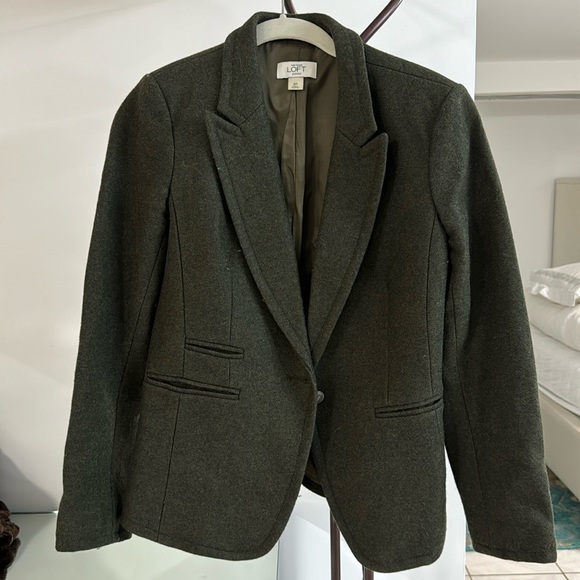 Blazer - Picture 1 of 5